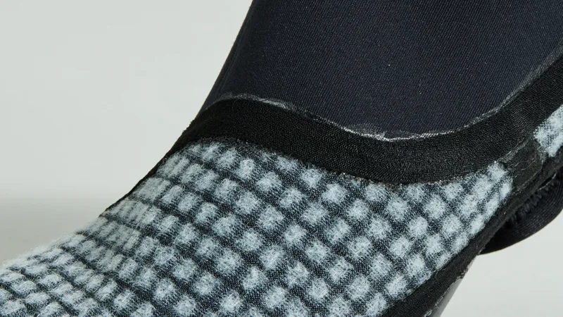 Specialized Neoprene Men's Shoe Covers - Black 2 Specialized Neoprene Men's Shoe Covers - Black - Image 2